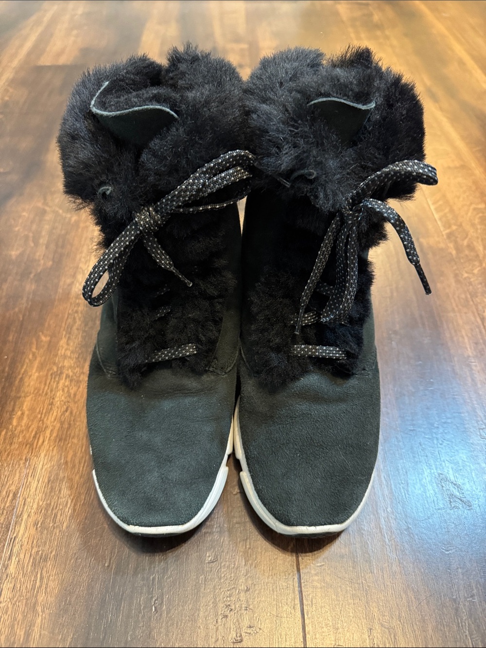 Mark Nason Black Faux Fur Lace-Up Ankle Boots Size 6 with Dust Bag